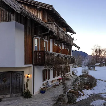 Schullerhof 3* Hermagor-Pressegger See