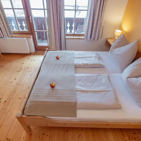 Schullerhof Hermagor-Pressegger See