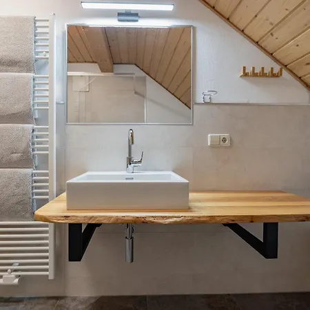 Schullerhof Affittacamere Hermagor-Pressegger See