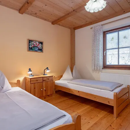 Schullerhof Affittacamere 3*