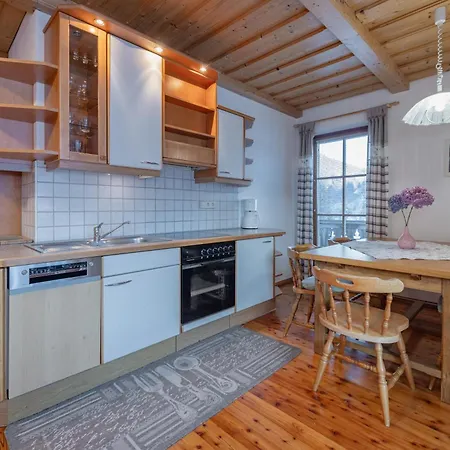 Guest house Schullerhof 3*