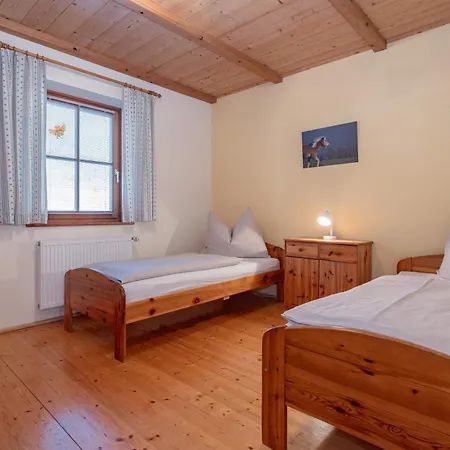 Schullerhof 3* Hermagor-Pressegger See