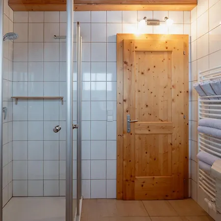 招待所 Schullerhof 黑马戈尔