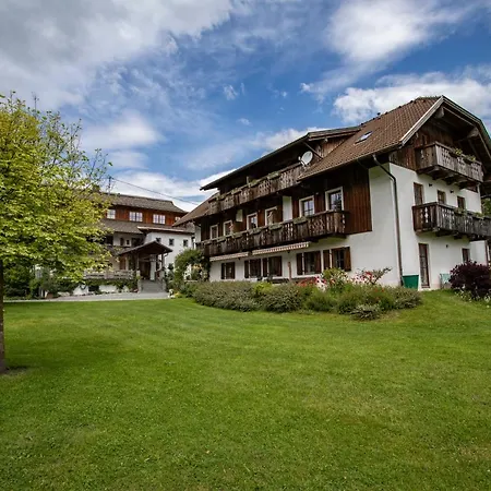 Schullerhof 招待所