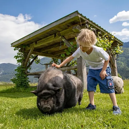 Schullerhof Hermagor-Pressegger See