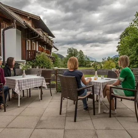 Schullerhof Guest house