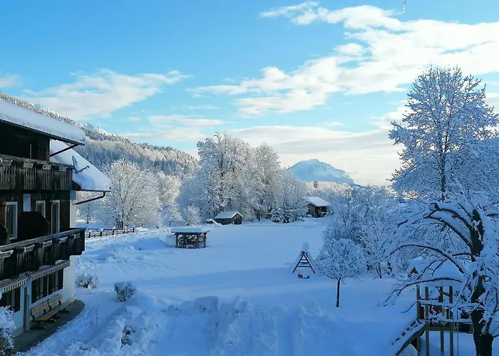 Schullerhof בית הארחה